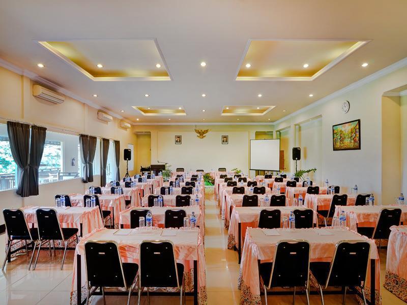 Riverstone Hotel & Cottage Batu  Exterior photo