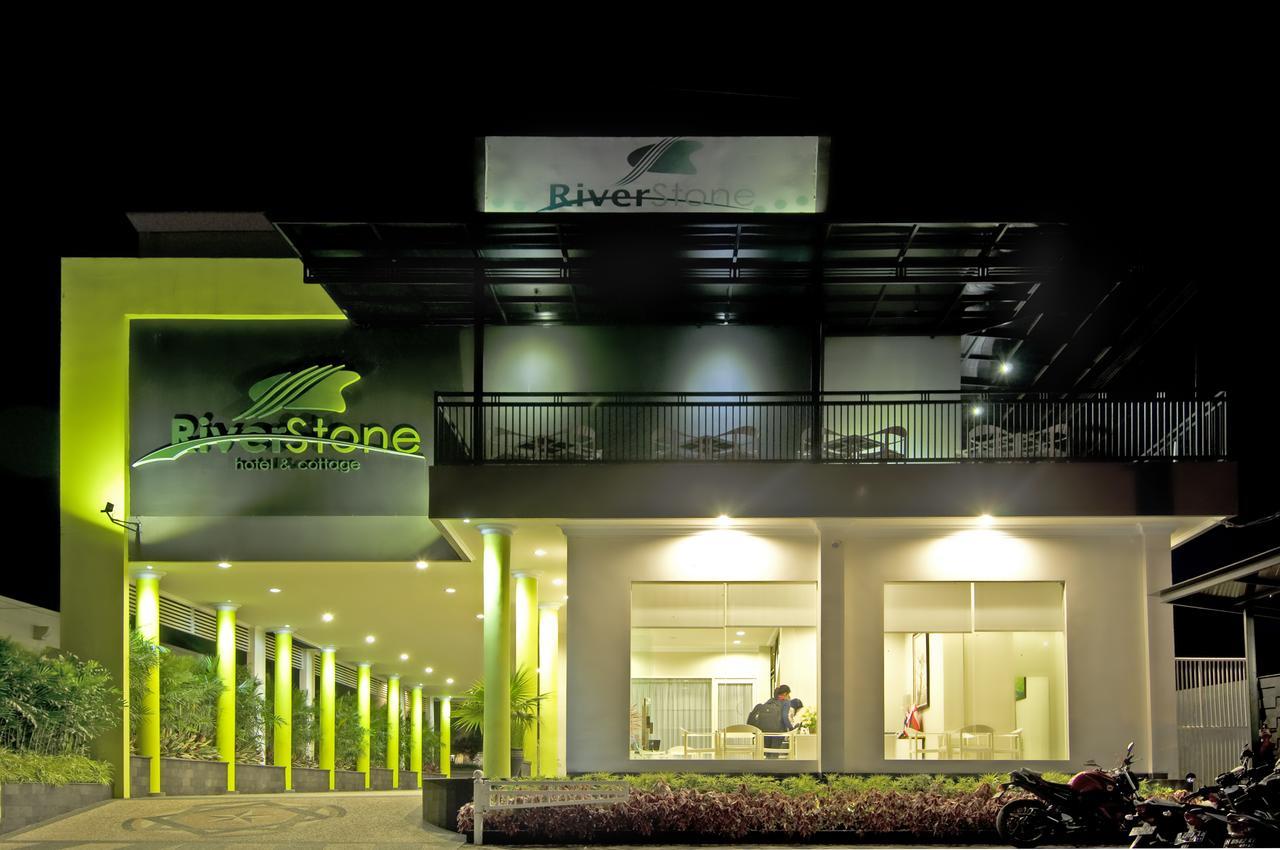 Riverstone Hotel & Cottage Batu  Exterior photo