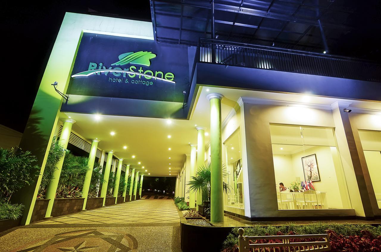Riverstone Hotel & Cottage Batu  Exterior photo